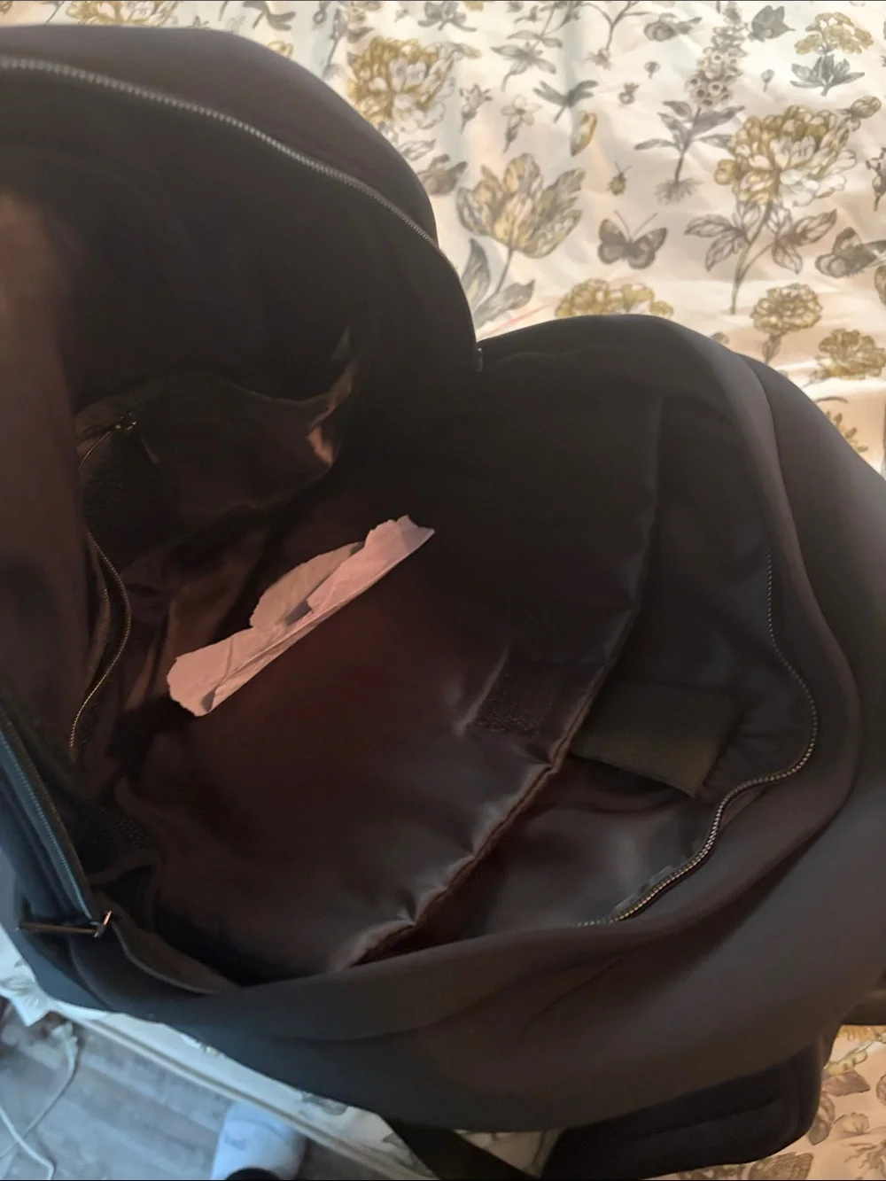 Minimalist Black Men's Backpack - Unbranded